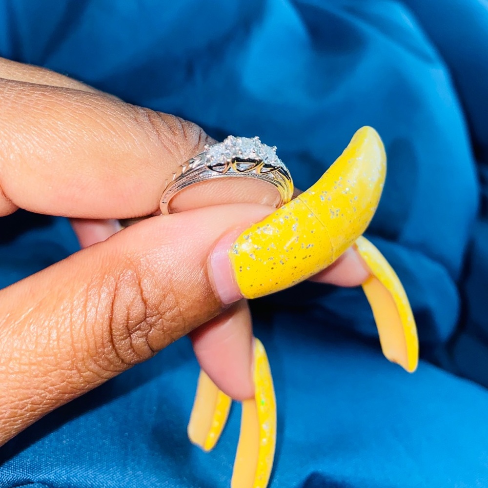 10k diamond ring